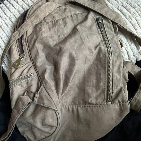 Fantasy beige backpack - Picture 7 of 8